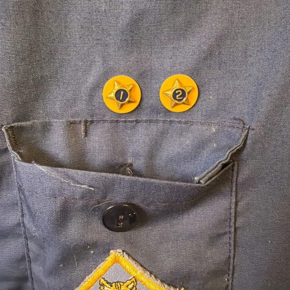 VTG BSA Blue Boy Scouts Official Long Sleeve Uniform Button Shirt Patches Belt